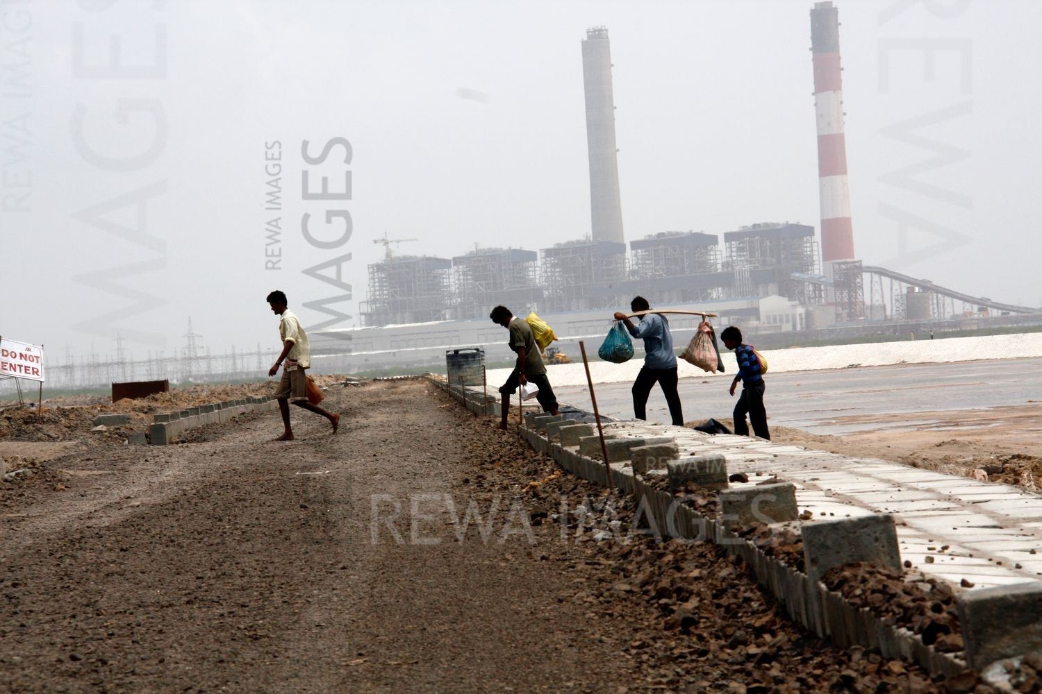 Fishermen and Tata Mundra
