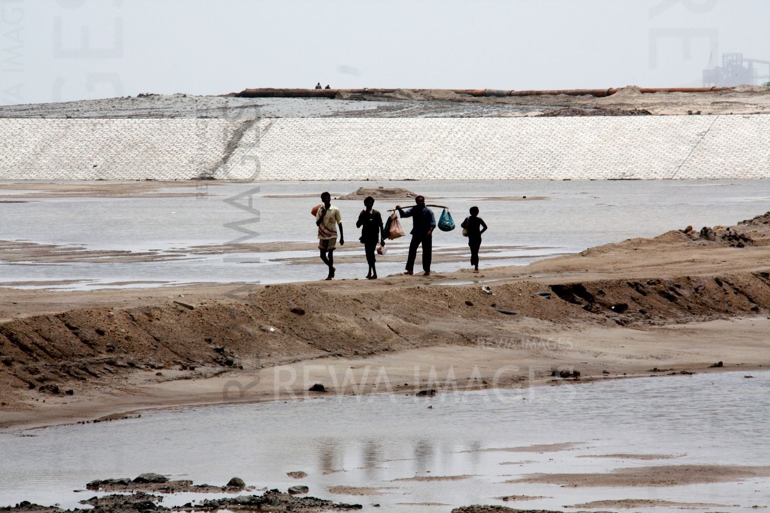 Fishermen and Tata Mundra