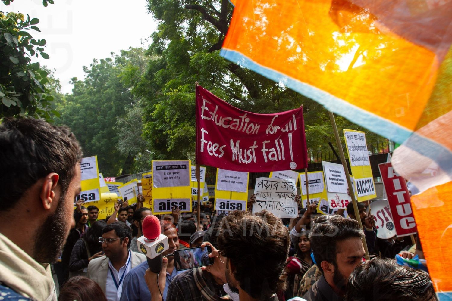 Students from Jawaharlal Nehru University & other Colleges protest in New Delhi, India, 23 November 2019 against fee hike and New Education Policy