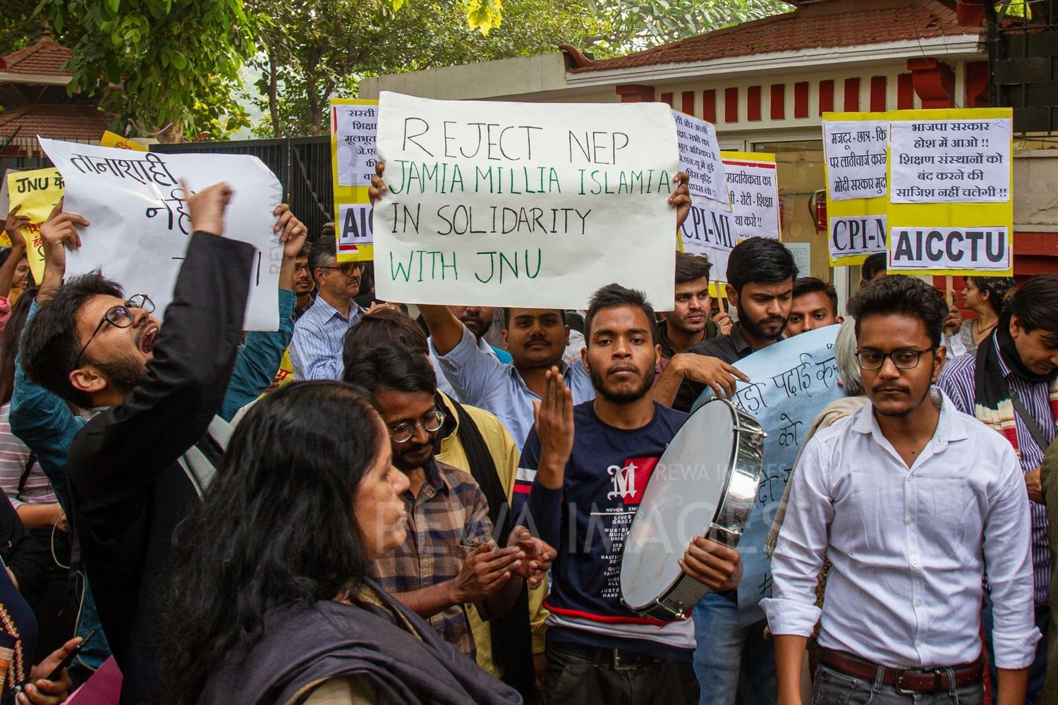 Students from Jawaharlal Nehru University & other Colleges protest in New Delhi, India, 23 November 2019 against fee hike and New Education Policy