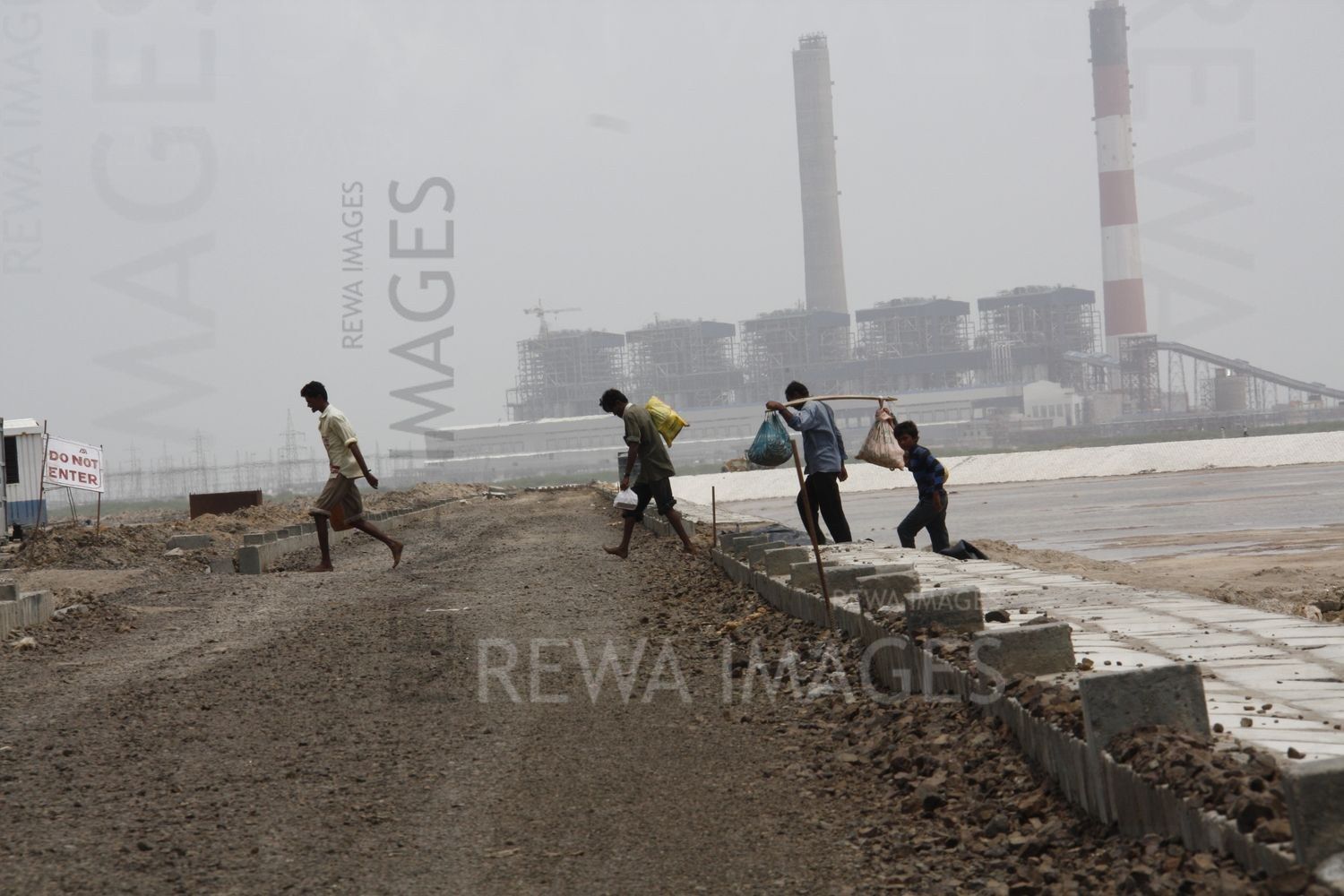 Fishermen and Tata Mundra