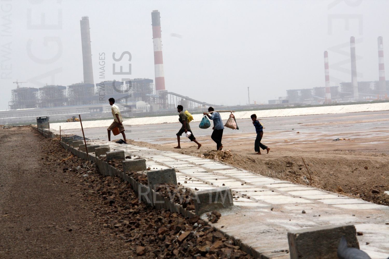 Fishermen and Tata Mundra