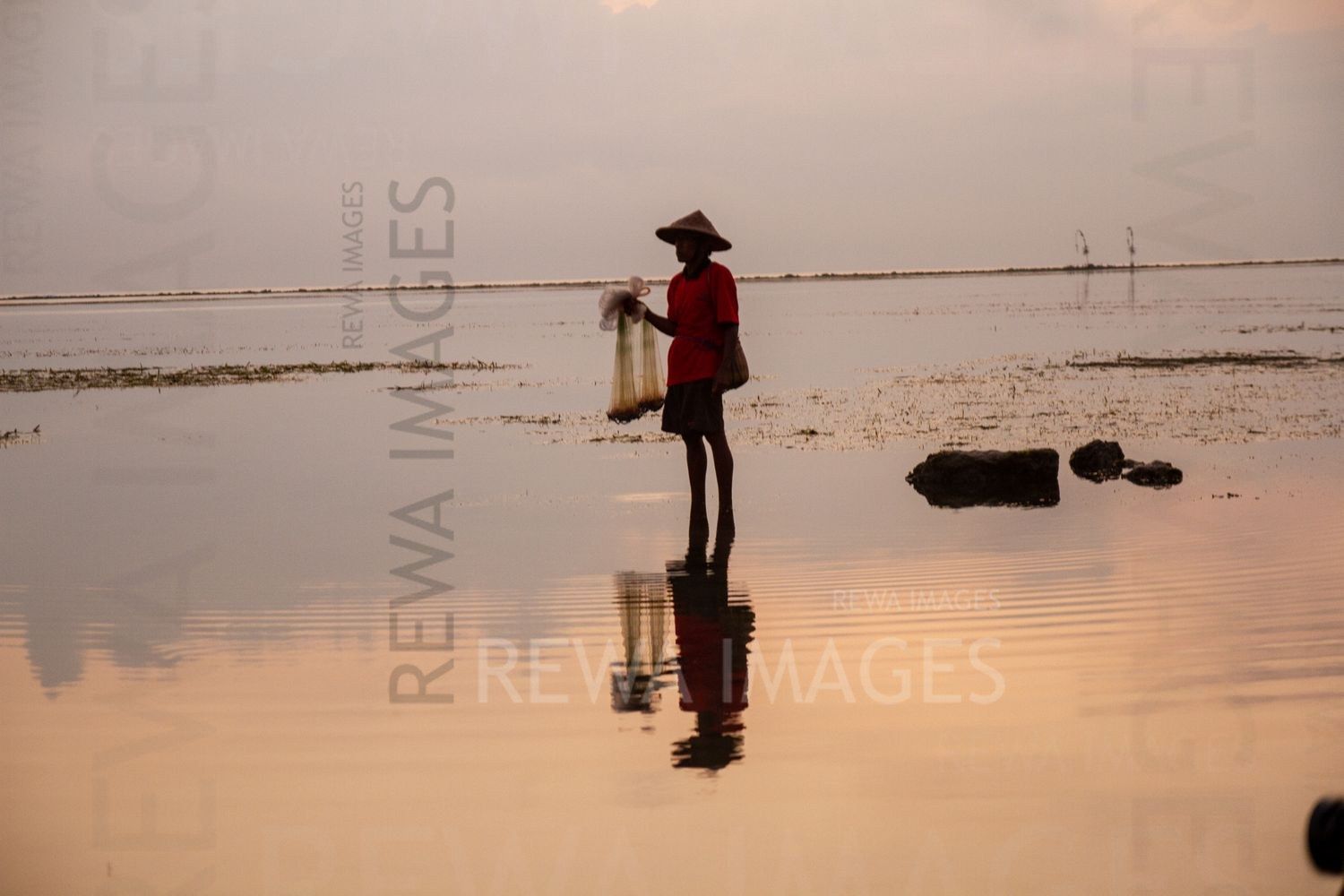 Fisherman and the sea