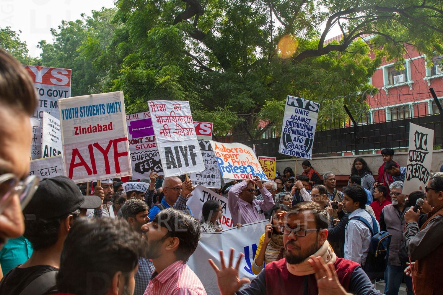 Students from Jawaharlal Nehru University & other Colleges protest in New Delhi, India, 23 November 2019 against fee hike and New Education Policy